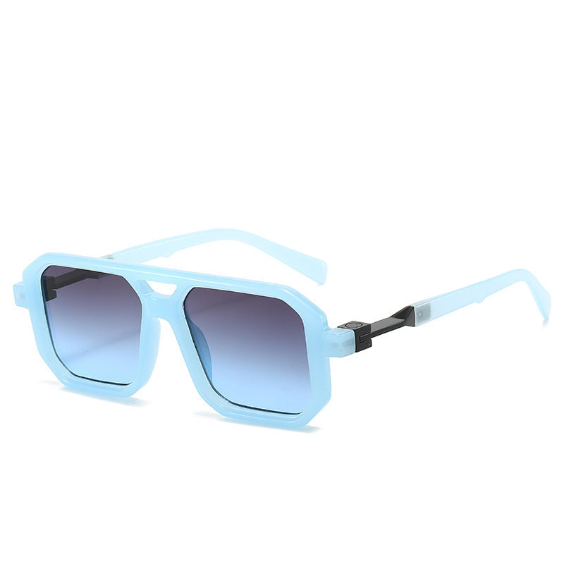 AeroLux™ – Pilot Catwalk Shades