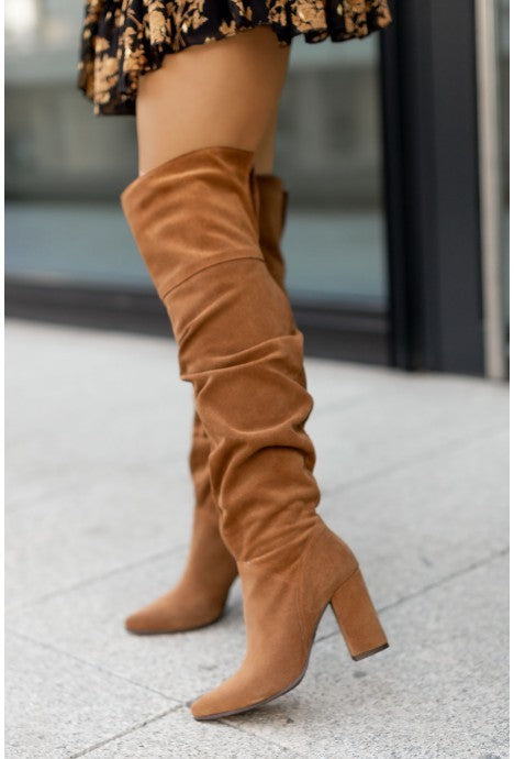 AuraRise™ – Suede Boots