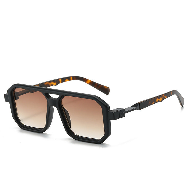 AeroLux™ – Pilot Catwalk Shades