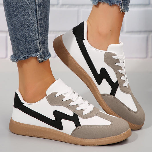 ClassyBoard™ – Student Sneakers