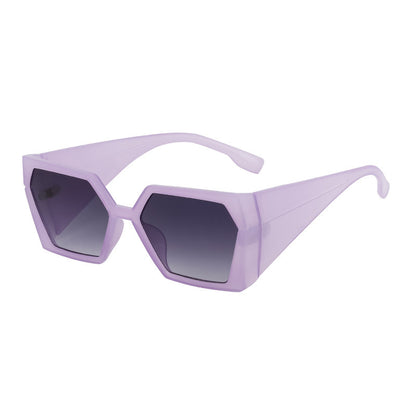 VogueLine™ – Trendy Sunwear